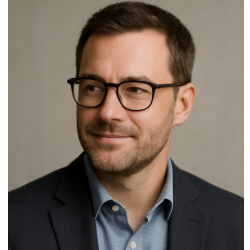 Ethan Blake – Expert Casino Reviewer at DoctorGambler.com